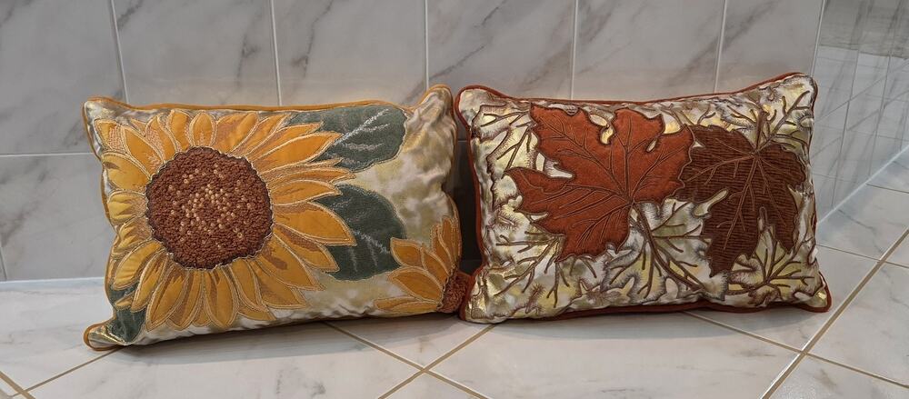 New Set of 2 Fall Autumn Decorative Throw Pillows 20x13 Embroidered Leaf...